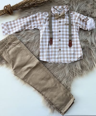 luxe vierdelige katoenen set-4 delig kinderpak- wit beige geruit overhemd, verstelbare bretels en vlinderdas- kostuumbroek (beige), feestoutfit-bruiloft-fotoshoot-verjaardag- 1 jaar