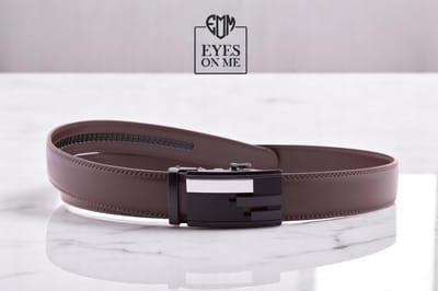 Bruine lederen riem zonder gaatjes met automatische gesp voor heren ( model N023 )