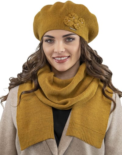 Vivisence Dames Winter Set Baret En Sjaal - Wolmix Gebreid Met Applicatie Op De Voorkant En Perfecte Pasvorm - Heerlijk Warm En Comfortabel Voor Dagelijks Gebruik Tijdens Koude Winterdagen - Honing