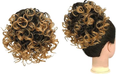 Korte Krullende Ponytail Extension voor een Messy Bun, Synthetische Haar Scrunchies, Haarstuk met Clip en Trekkoord, Perfect voor Casual Looks