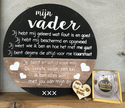 Creaties van Hier - Cadeaupakket papa - vader / rond tekstbord met de tekst Mijn vader + waterwijnglas papa met houten hartje / vaderdag cadeau / verjaardag / opa / papa