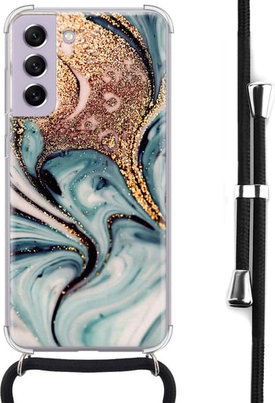 Hoesje met koord - Geschikt voor Samsung Galaxy S21 FE - Marmer blauw swirl - Verstelbaar zwart koord - Crossbody - Marmer - Transparant, Blauw, Goud - Leuke Telefoonhoesjes