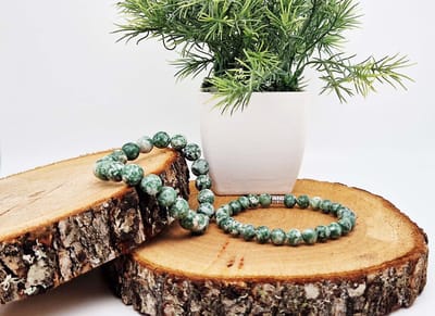 Handgemaakte Klassieke natuurstenen armband “ Qinghai hade ” - 10 mm diameter van de korrel- Diameter armband 20 cm - Een mooi cadeau voor familie en vrienden