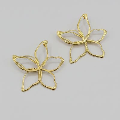 Dames Bloem Statement Oorbellen Goudkleurig – Open Flower Oorbellen van RVS 6.5 cm