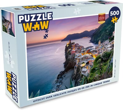Puzzel Uitzicht over verlichte huisjes en de zee in Cinque Terre - Legpuzzel - Puzzel 500 stukjes