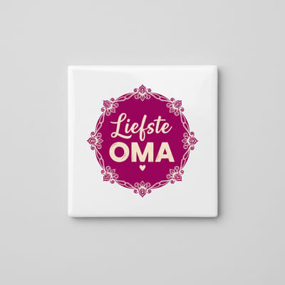 Keramische Tegel “Liefste Oma” – Cadeau voor Oma met Bloemendecor & Hartje – Woondecoratie – 15 × 15 cm