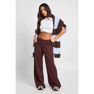 boohoo Dames Petite Rib Broek met wijde pijpen | Chocoladebruin | Maat: 34