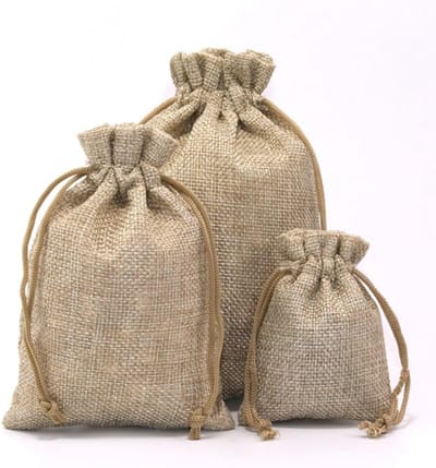Set van 10 Herbruikbare Jute Tassen met Trekkoord, Ideaal voor Sieraden, Cadeaus en Feestjes, 10 x 15 cm