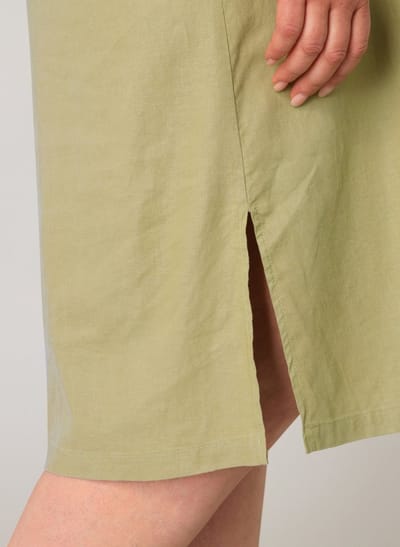 BASE LEVEL CURVY Yacinthe Dresses - Soft Army - maat 5(58/60)