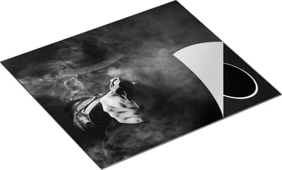 Chefcare Inductie Beschermer Man met een Hoed Trekt Zijn Pistool - Zwart Wit - 60x50 cm - Afdekplaat Inductie - Kookplaat Beschermer - Inductie Mat