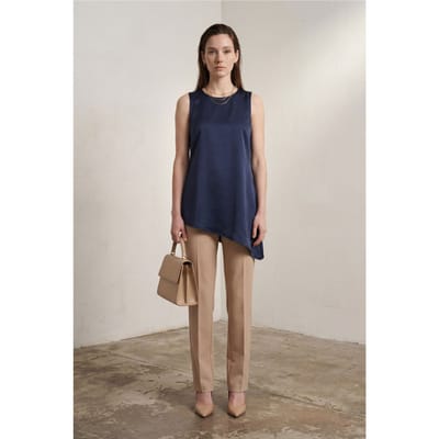 Satijnen Mouwloze Blouse met Ronde Hals en Split
