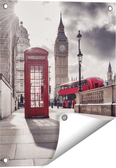 Gards Tuinposter Rode Telefooncel in Londen bij de Big Ben - 40x50 cm - Tuindoek - Tuindecoratie - Wanddecoratie buiten - Tuinschilderij