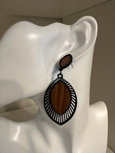 retro design blad oorbellen | Make up | Parfum | Moederdag | Verjaardagscadeau| Cadeautje| Valentijnsdag| Kado | sieraden | vaderdag | oorbellen | oorsieraden