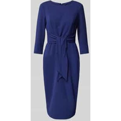 Knielange cocktailjurk met knoopdetail