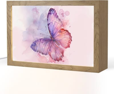 Nachtlampje 30x20 cm - Kinder lampje - Vlinder - Paars - Pastel kleuren - Verf - Tafellamp kinderkamer - Slaapkamer lamp - Bedlamp kinderen - Kinderlampje stopcontact - Wandlamp babykamer - Nachtlampjes