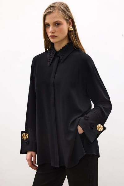 Touché Privé - Viscose blouse met bloemenkant - Zwart - Dames