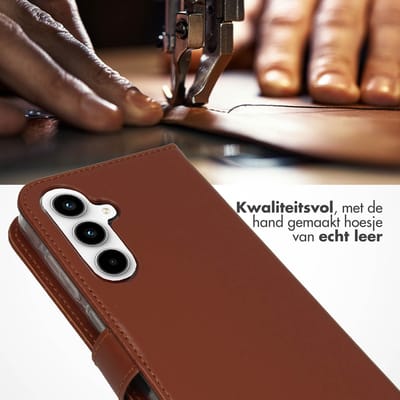 Selencia Hoesje - Geschikt voor Samsung Galaxy A55 (5G) - Echt Lederen Bookcase - Lichtbruin