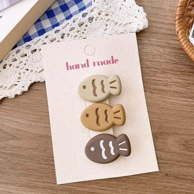 3 stks Leuke Cartoon Kleine Vis Haarspelden Kinderen Koreaanse Stijl Zoete Y2k Meisjes Kleurrijke Mini Haarspeldjes Haaraccessoires Groothandel beige