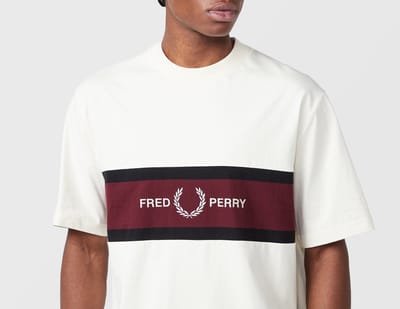 Fred Perry Embroidered Panel T-Shirt, wit