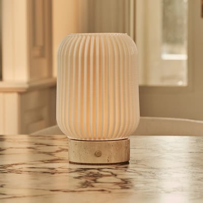 Tavellio Alba Oplaadbare Tafellamp – H21 – Porselein en 3D geprint – Travertijn
