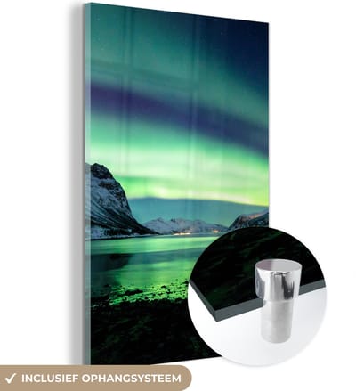 MuchoWow® Glasschilderij 120x180 cm - Schilderij acrylglas - Noorderlicht - Noorwegen - IJs - Geel - Berg - Water- Sneeuw - Foto op glas - Schilderijen