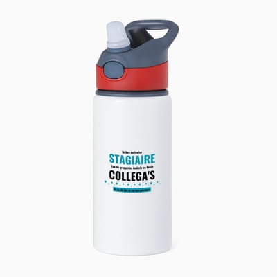Hacebo® - ik ben de trotste stagiaire van de grappigste, leukste en beste collega's, en ja dit heb ik van hun gekregen waterfles met rietje rood - de trotste stagiaire - collega's - werknemers - verjaardagscadeau - water fles - 650ML