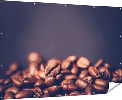 Gards Tuinposter Koffie Bonen op een Zwart Achtergrond - 180x120 cm - Tuindoek - Tuindecoratie - Wanddecoratie buiten - Tuinschilderij