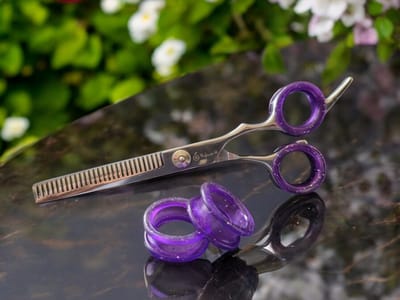Effileerschaar 17,5 cm - Professionele Kappers- en Hondentrimschaar van Professor Q met Paarse Schaarringen