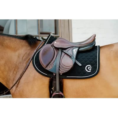 Kentucky Horsewear - Zadeldoek onion quilt 3D logo jumping zwart