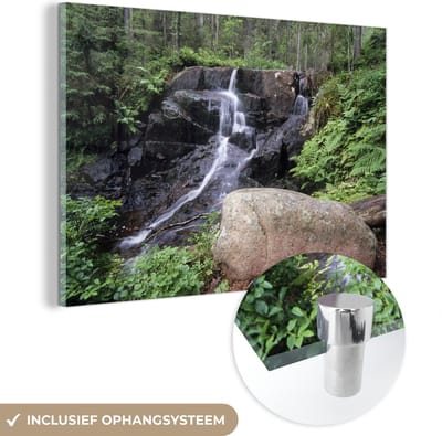 ® Glasschilderij 180x120 cm - Schilderij acrylglas - Waterval in de bossen van het Nationaal park Skuleskogen in Zweden - Foto op glas - Muurdecoratie woonkamer - Wanddecoratie slaapkamer - Schilderijen