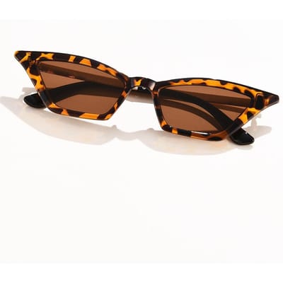 Lunettes de soleil œil de chat à monture fine Tendance Forme concave Style urbain Mode Lunettes de soleil pour femme polyvalentes black