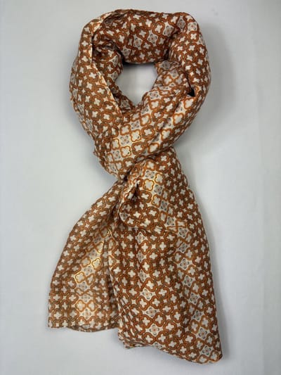 Zomersjaal vrolijk met print en goud van mooie zachte stof 50% katoen met 50 % viscose / 5 kleuren