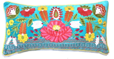 Only Natural sierkussen kussen velvet turquoise blauw met geborduurde bloemen 30 x 60 cm