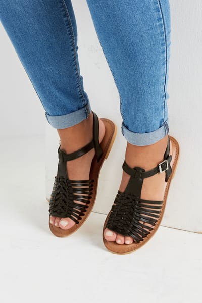 Yours Visserssandalen In Een Extra Brede Pasvorm In Zwart Imitatieleersize 38EEE