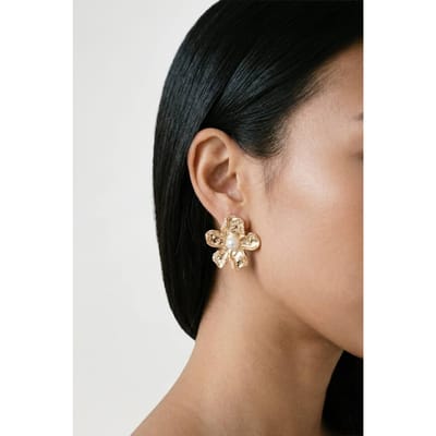 boohoo Dames Grote Parel Detail Bloem Oorknopjes | Goud