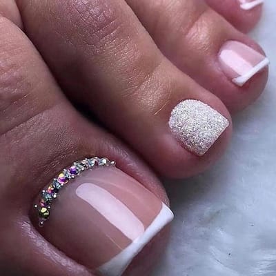 24 Kunstnagels voor Teennagels - Vierkante Glanzende Franse Nagels in 12 Maten, Volledige Dekking voor Vrouwen en Meisjes, Perfect voor Manicure en Pedicure