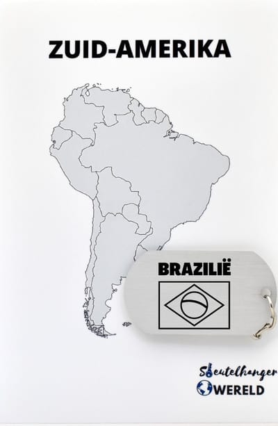 Brazilië Sleutelhanger inclusief kaart – Brazilië cadeau – beste land- Leuk kado voor je Vriend om te geven - 2.9 x 5.4CM