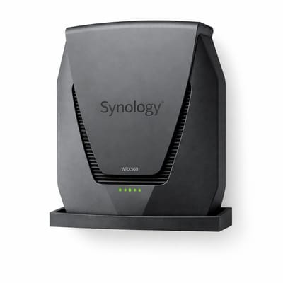 YUOM. Muurbeugel geschikt voor Synology WRX560 – incl. Schroeven en pluggen - Wandhouder – Zwart – Incl. Schroeven & Pluggen