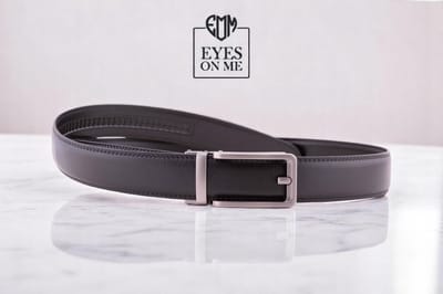 Zwarte lederen riem zonder gaatjes met automatische gesp voor heren ( Model N090 )