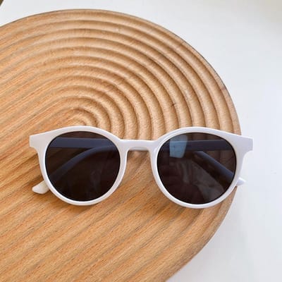 Nieuwste Kleine Ronde Zonnebril Vrouw Vintage Reis Klassieke Bril Vrouwenmode Retro Zonnebril UV400 Bril 1PC