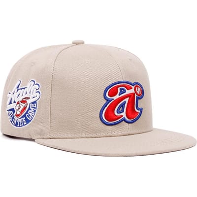 Trend Nieuwe Platte Klep Hoed Met Geborduurde Letter A Straat Hip Hop Hoed Buiten Zonnescherm Baseballpet Unisex white
