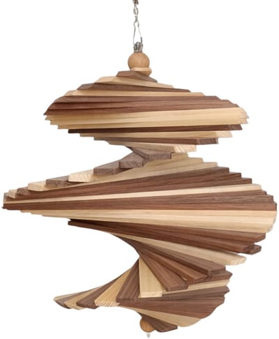 Windspinner Hout Ø 29 cm – Draait waar Anderen Stilstaan | Handgemaakt Massief Europees Hout, Elk Exemplaar Uniek – Beweegt bij de Kleinste Bries – Houten Windvanger & Tuindecoratie voor Buiten – Origineel Tuincadeau | Dokkodo