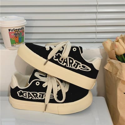 Lente Student Zwarte Board Schoenen Dames Trend Letter Borduurwerk Platte Canvas Schoenen Ademende Casual Damesschoenen 40 zwart