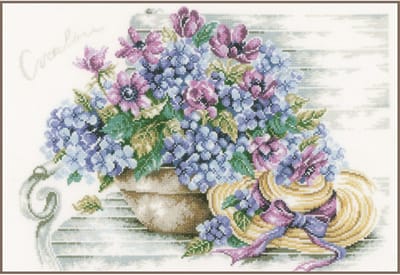 Lanarte Borduurpakket - Borduurset - Borduurpakket volwassenen - Telpakket kit - 44 x 34cm - Hortensias op een bank - PN-0167812