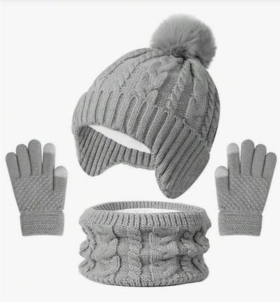 Sjtoer® - 3 Delig Winter Set - Grijs - Gevoerd - Kinder Winter Muts - Col - Handschoenen - Warme gebreide wintermuts - kinder winterset - Touchscreen handschoen - Sjaal - Winteraccessoires voor meisjes jongens - 3-8 jaar oud - skiën