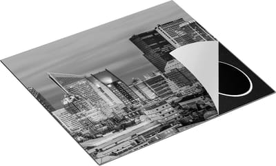 Chefcare Inductie Beschermer Den Haag Skyline met Wolkenkrabbers - Zwart Wit - 60x50 cm - Afdekplaat Inductie - Kookplaat Beschermer - Inductie Mat
