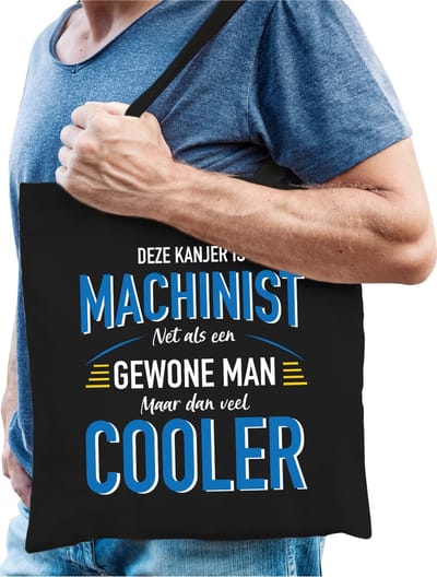 Deze kanjer is Machinist cadeau tasje zwart voor heren - verjaardag / Vaderdag - cadeau tasje