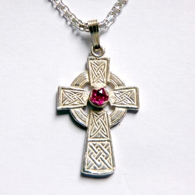 Hetty'S - Keltisch kruis - echt zilver - rode ster robijn - verstelbaar 925 zilver collier -