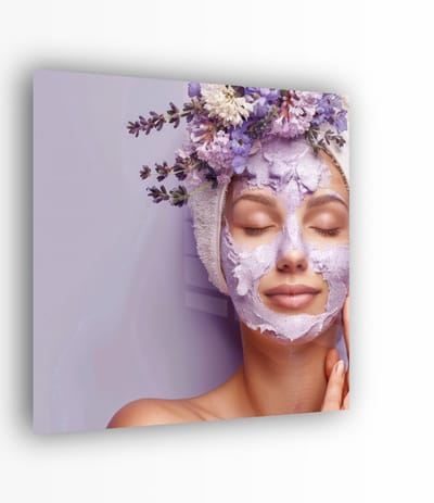 Indoorart - Glasschilderij Vrouw met lavendelmasker 50x50 CM - Afbeelding op plexiglas - Inclusief montagemateriaal