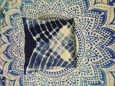 wit verspreid V-vorm kussen, Tie Dye kussens, decoratieve katoenen worp, Shibori kussenslopen, outdoor kussenhoes 16x16, Bohemian Pillow Shams (2) (10)